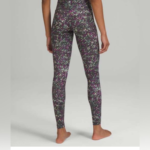 Lululemon Wunder Under Hi-Rise Size 4 High Rise Floral Purple Black Leggings - Picture 1 of 7